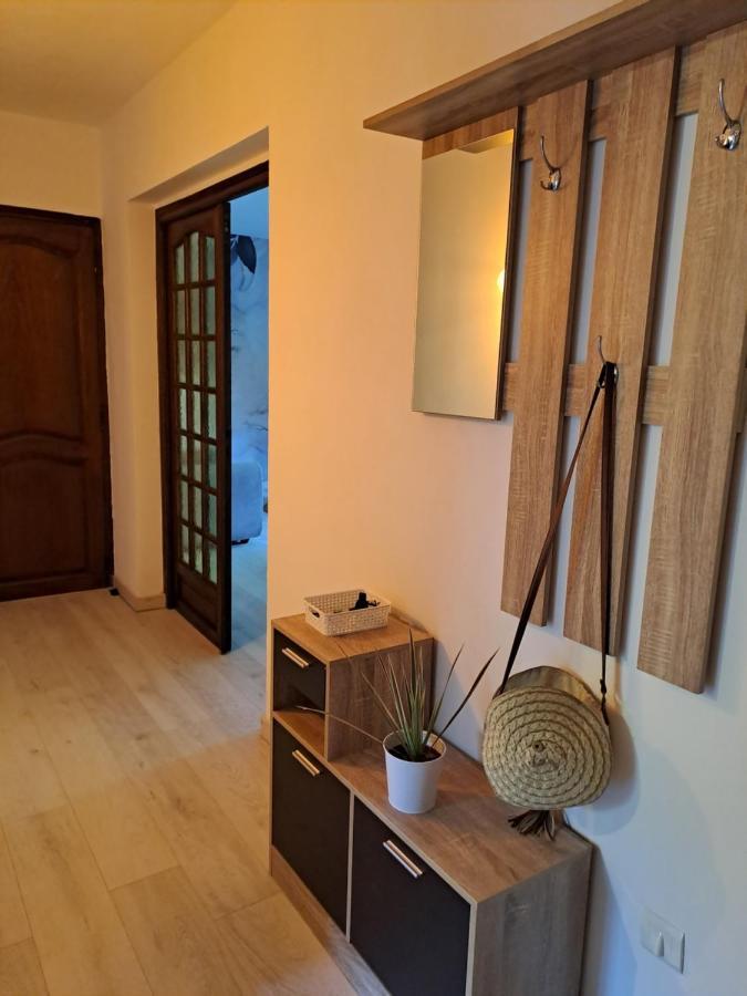 T2 A 2min Du Centre +parking Appartement