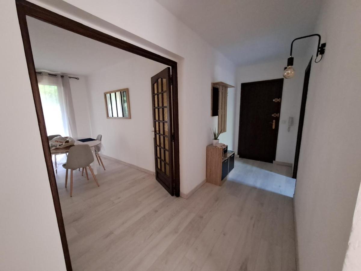Appartement T2 A 2min Du Centre +parking